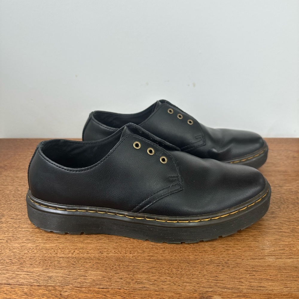 Classic Dr. Martens Zavala Lo - black  Leather oxfords - women’s 8, men’s 7 - Picture 6 of 11